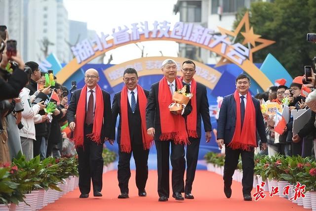 致力國(guó)家智能制造40年，李培根院士：科技、教育、人才一體發(fā)展的推動(dòng)者