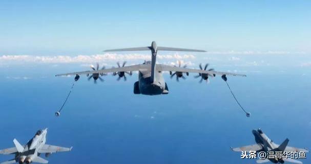 很多人好奇飛機(jī)在空中是怎么加油的，聊聊空中加油細(xì)節(jié)