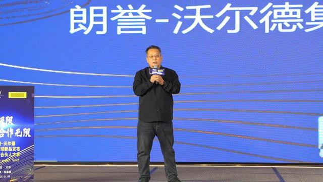 國內(nèi)首臺300噸無人駕駛AGV驚艷亮相西青！