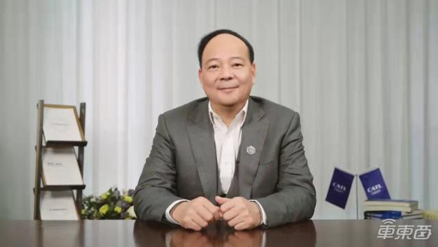 雷軍盯上“綠牌”登熱搜！力爭(zhēng)明年實(shí)現(xiàn)自動(dòng)駕駛，廣汽呼吁換電加速推廣