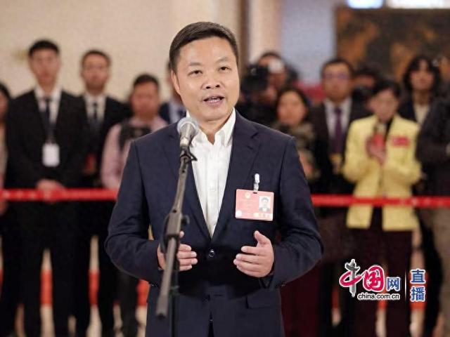 中國(guó)發(fā)布丨何小鵬代表：AI會(huì)推動(dòng)自動(dòng)駕駛甚至無人駕駛加速到來