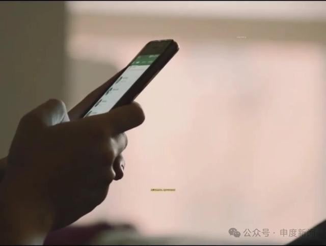 聊天內容“擦邊”，有人沉迷AI戀愛！專家提醒……