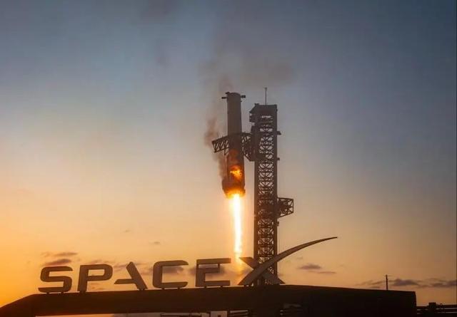 【科普】衛(wèi)星物聯(lián)網(wǎng)：定義、發(fā)展背景、關(guān)鍵作用及核心技術(shù)解析