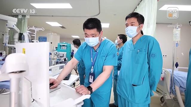 焦點(diǎn)訪談丨輔助診斷、AI問答、健康管理……AI正重塑醫(yī)療服務(wù)鏈條